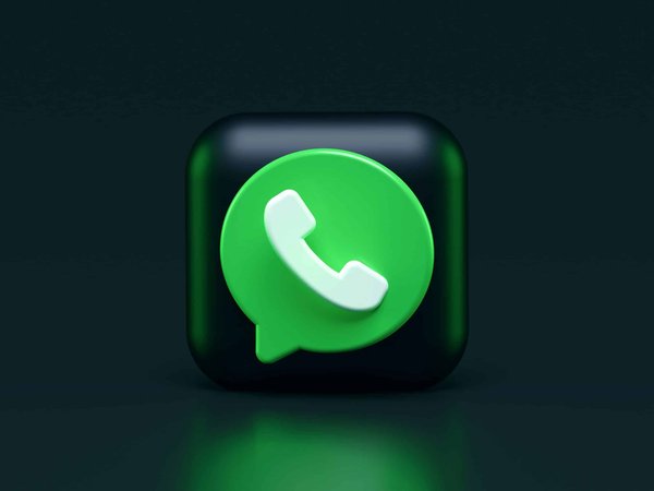 Comment personnaliser les notifications de l'application WhatsApp ?